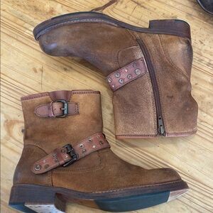 🎉 NEW‼️ VINTAGE FOUNDRY CO STUDDED ANKLE BOOTS‼️